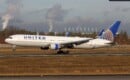 United Airlines Boeing 767-3CB(ER) N686UA