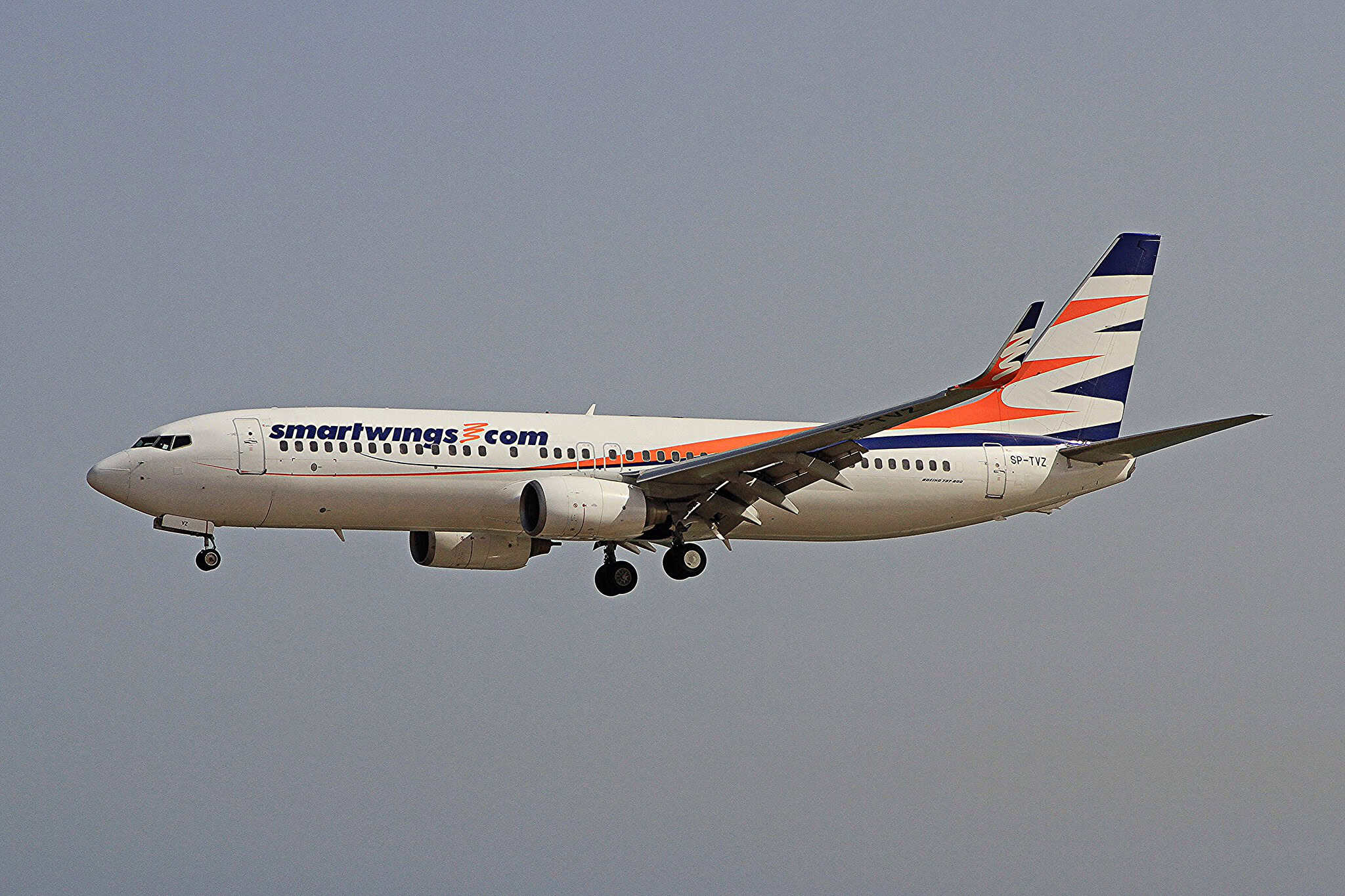 Boeing 737-800: Specs, Seating, Range & History | AeroCorner