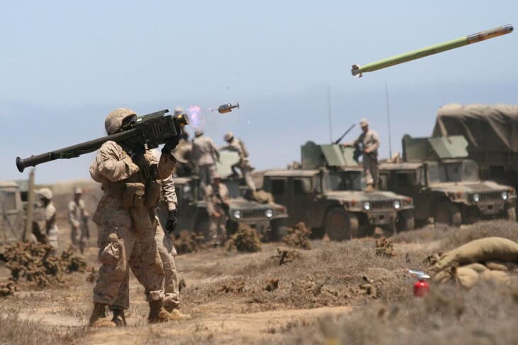 A U.S. Marine fires a FIM-92 Stinger missile during a July 2009 training exercise in California