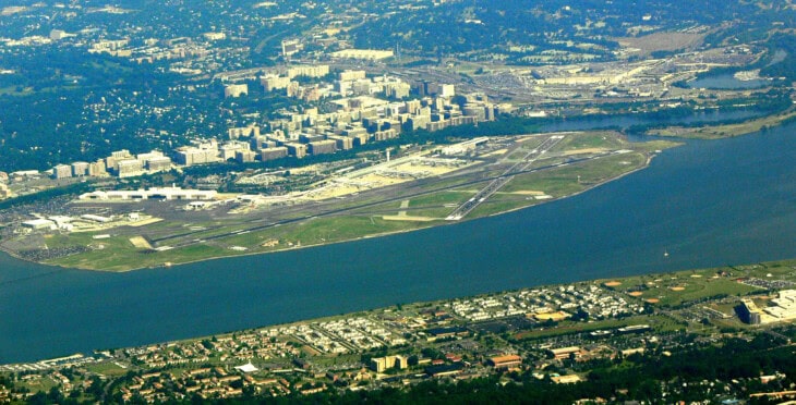 Aerial of Ronald Reagan Washington National Airport in 2007