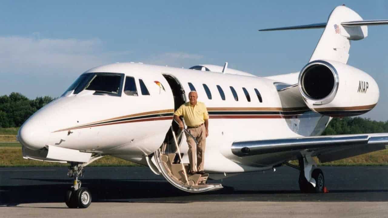 Arnold-Palmer-with-Citation-X-16x9