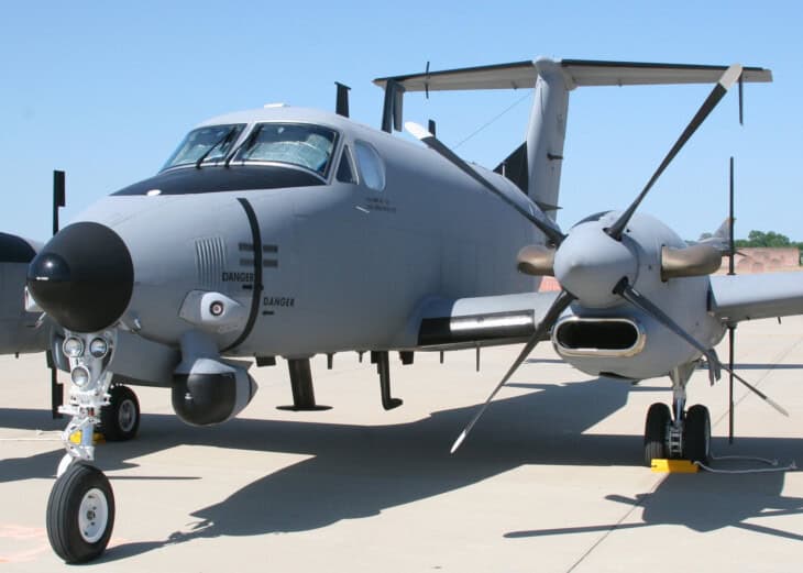 Beechcraft 300 Super KingAir RC-12P Guardrail 92-13120 - US Army