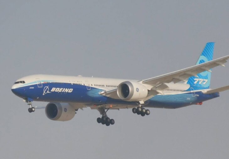 Boeing 777X at Dubai Airshow 2021