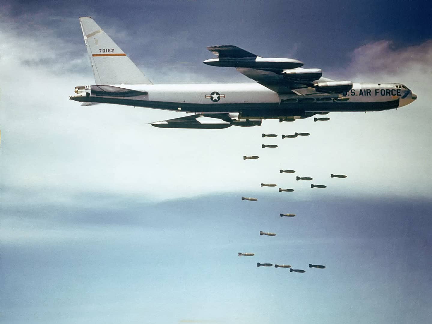 Boeing B-52 Stratofortress dropping bombs