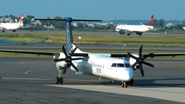 C-GLQP De Havilland Canada Dash 8-400 - Porter Airlines-16x9