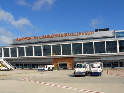 Charleroi Airport Controllers Begin 24 Nights of Strikes, Grounding Ryanair Flights