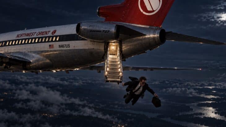 DB Cooper jumps out of 727