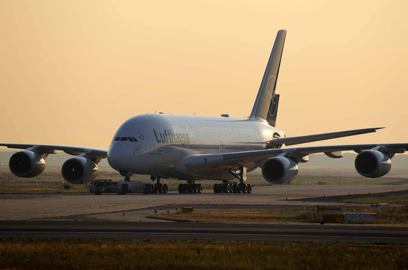 Lufthansa Airbus A380-841 D-AIMC