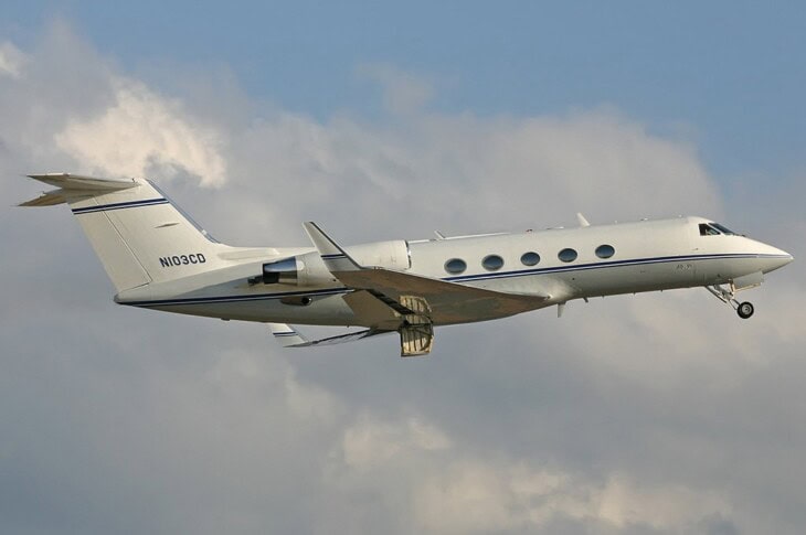 N103CD - Gulfstream 3 - Creflo Dollar - KPDK - Dec 2003