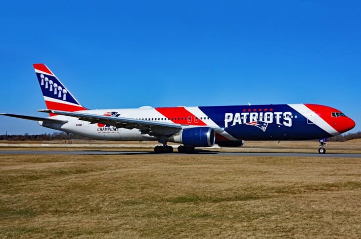 N36NE Boeing 767-323ER Team 125 Inc. (NEW ENGLAND PATRIOTS operated by Omni Air International)
