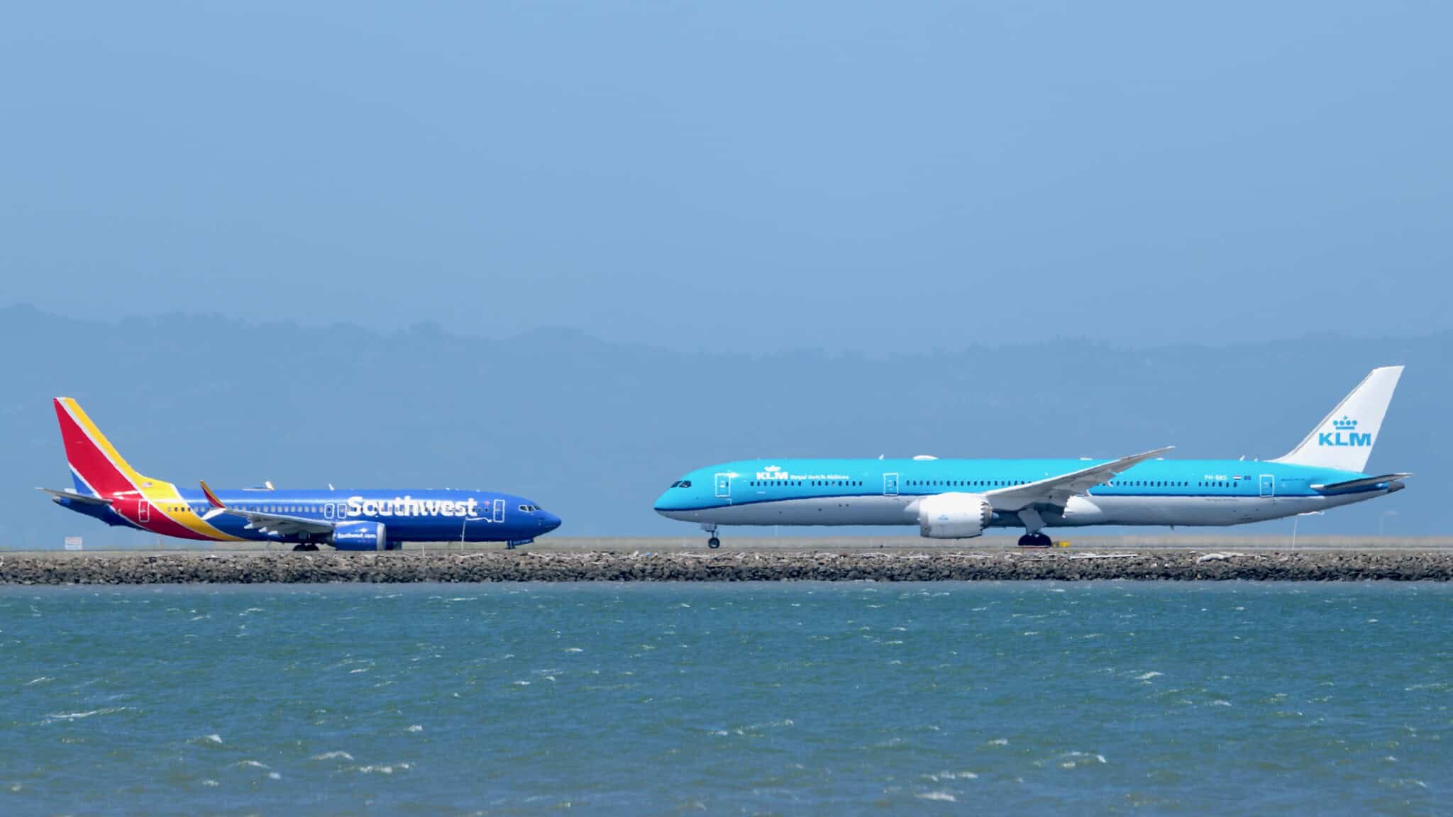 Southwest Airlines 737 Max-9 (N8951S) and KLM Boeing 787-10 Dreamliner (PH-BKS) at SFO