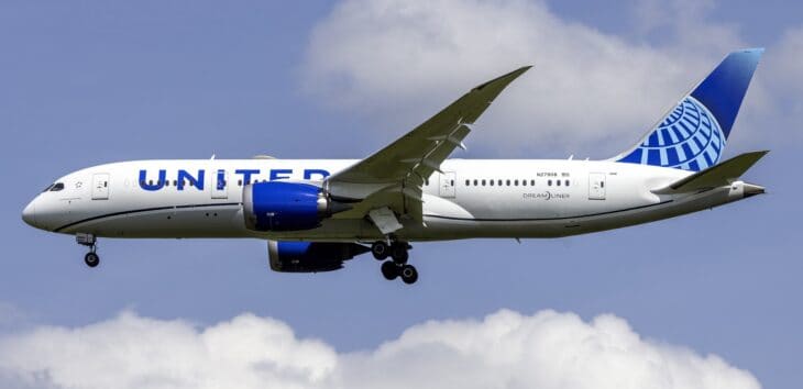 United Airlines Boeing 787-8 Dreamliner N27908 in the blue and white livery on final approach, gear down