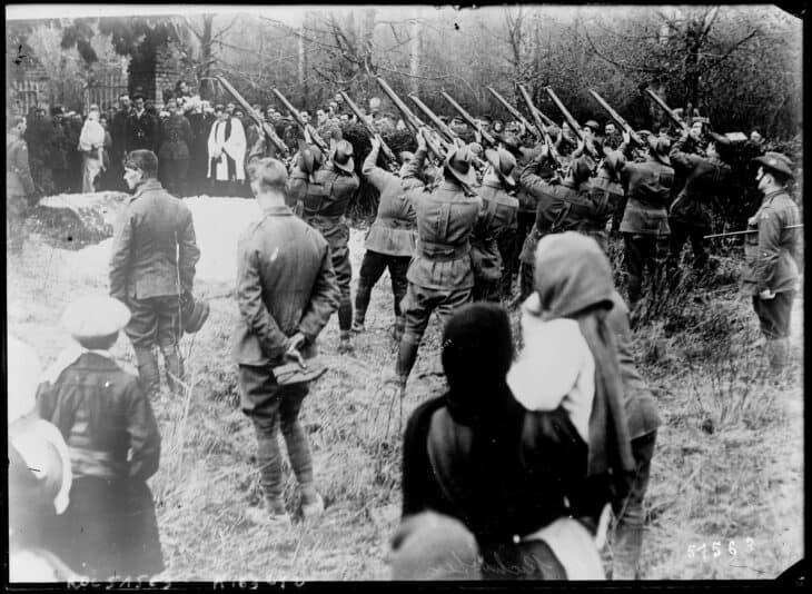 Soldiers fire a rifle salute at Manfred von Richthofen's funeral in France in April 1918