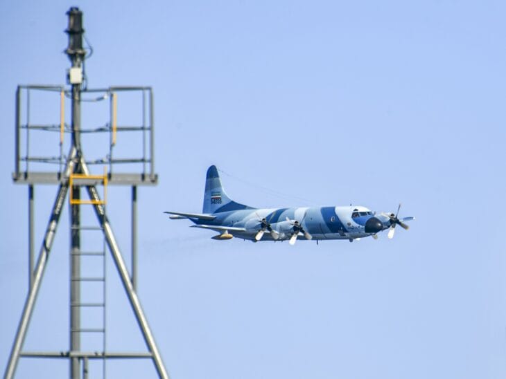 An Iranian Lockheed P-3F Orion maritime patrol aircraft in flight over the Gulf of Oman