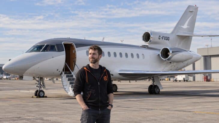 Linus with his Falcon 900
