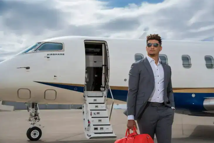 Patrick Mahomes with Airshare jet