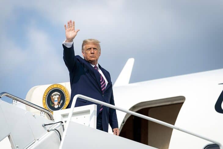 President Donald J. Trump disembarks Marine One at Joint Base Andrews, Md. Friday, Sept. 18, 2020