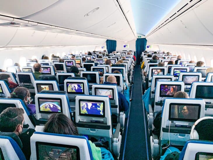 Westjet Boeing 787-9 economy class cabin