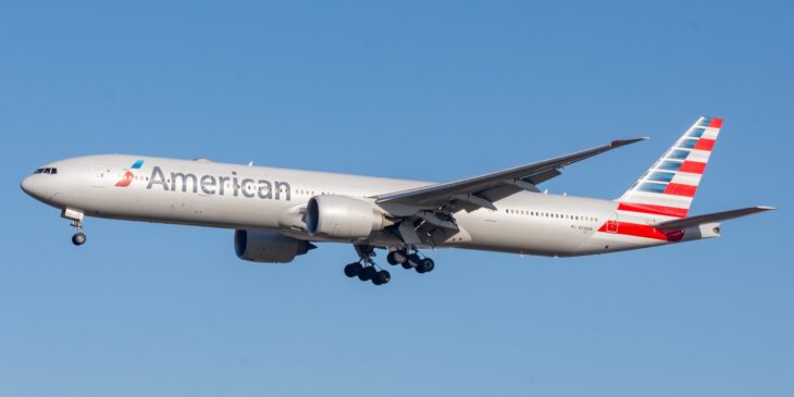American Airlines Boeing 777-300ER on approach in the airline's silver livery