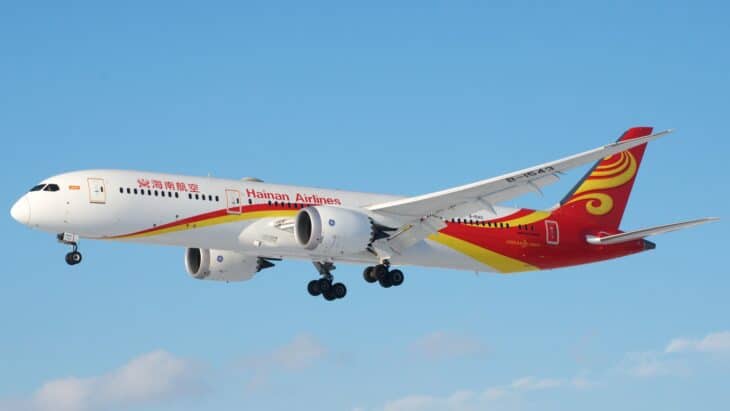 Hainan Airlines Boeing 787-9 B-1543 on approach with gear down