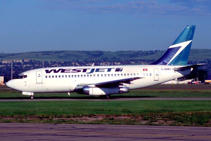 WestJet Boeing 737-200 taxiing in the original livery