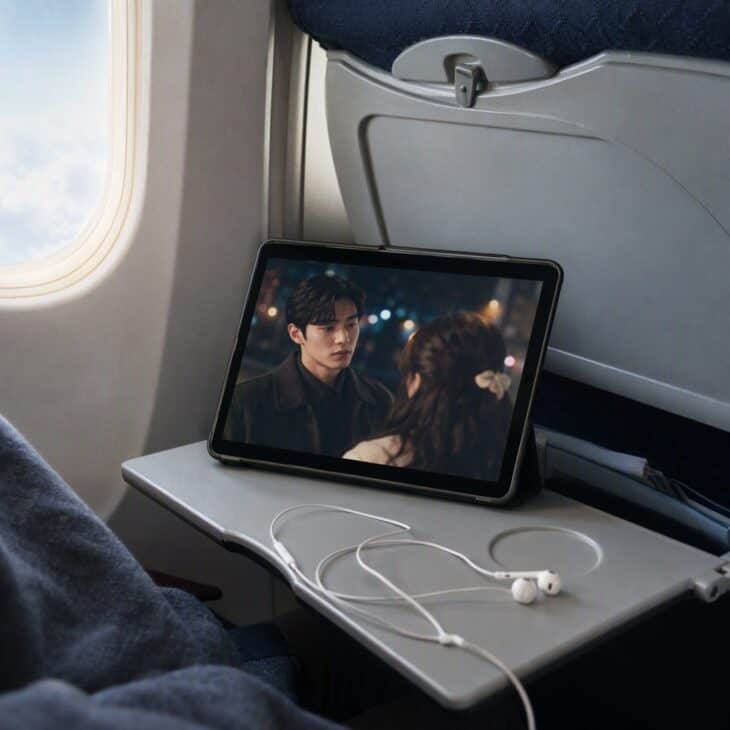 Offline downloads work the same in the air as on the ground.