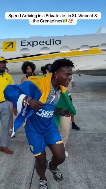 iShowSpeed arriving in Expedia branded jet