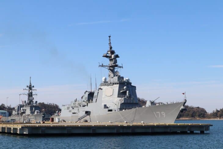 JS Maya (DDG-179) moored at Yokosuka under a blue sky