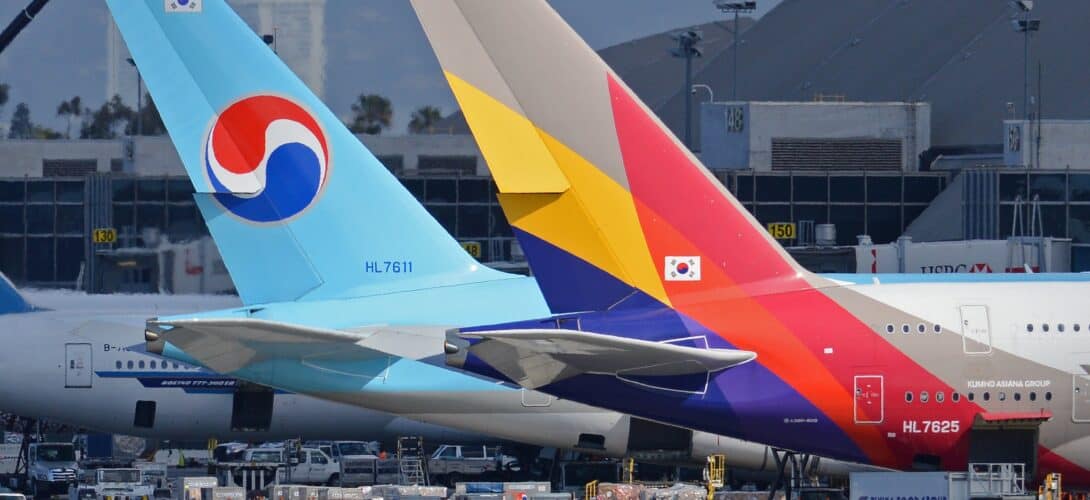 Korean Air vs Asiana: Which to Book in 2026 | AeroCorner