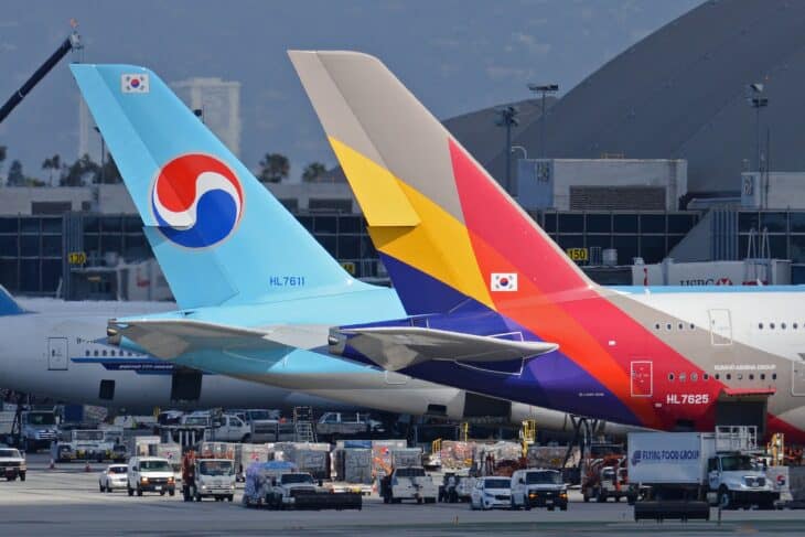 Korean Air vs Asiana: Which to Book in 2026 | AeroCorner