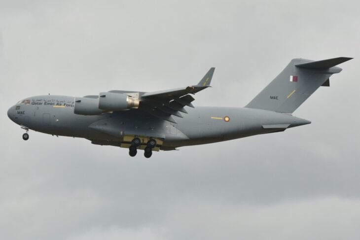 Qatar Emiri Air Force Boeing C-17A Globemaster III on approach with gear down
