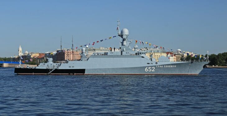 Buyan-M corvette Grad Sviyazhsk, hull 652, on the Neva in St Petersburg