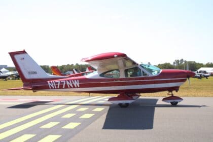Small Plane Crashes on San Jose’s Capitol Expressway, Injuring Two Adults and a Child
