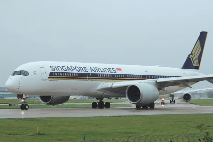 Singapore Airlines Airbus A350-900 9V-SMS taxiing at Manchester