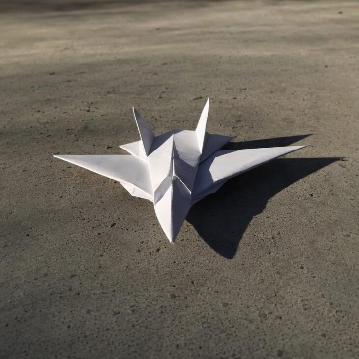 Folding the wings back at an angle gives a fighter-style silhouette.
