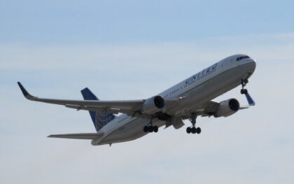 United Flight UA946 to Amsterdam Diverts to St. John’s After an Engine Problem on Its 35-Year-Old 767