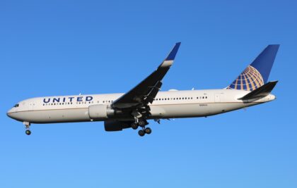 United Airlines Boeing 767-300ER N686UA on approach to London Heathrow with its landing gear down