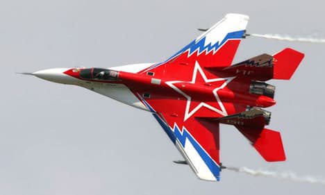 MIKOYAN MiG-35 russe Multirôle Fighter 2007 année 1/160 Modèle à l'échelle avec support 
