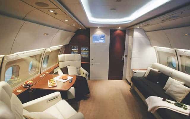 Boeing's luxurious £350million jet has suites, a dining room and lounge -  Mirror Online